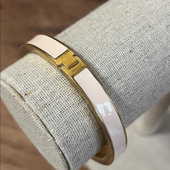 Kate Spade hinged enamel bangle bracelet, blush pink - Picture 2 of 5